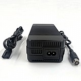 מטען מקורי לאופניים חשמליות 42V 3A חיבור RCA לסוללות 36V מטען מקורי לאופניים חשמליות 42V 3A חיבור RCA לסוללות 36V